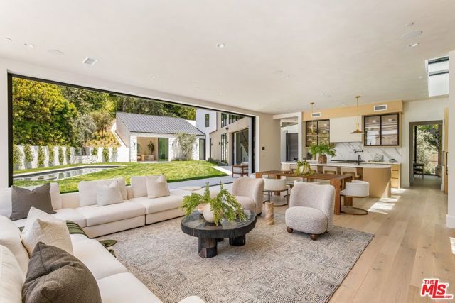 1749 Mandeville Lane, Los Angeles, CA 90049