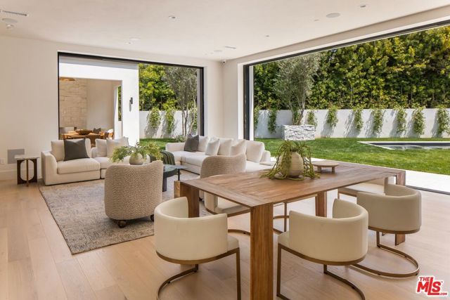 1749 Mandeville Lane, Los Angeles, CA 90049