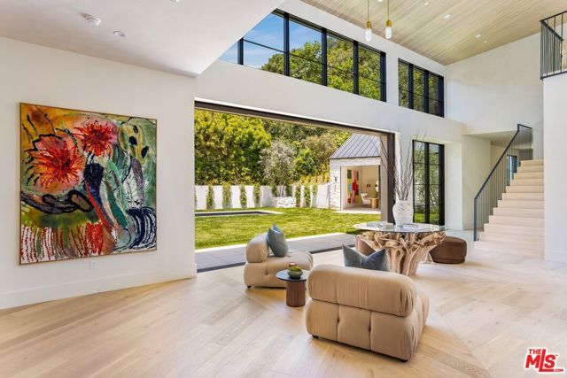 1749 Mandeville Lane, Los Angeles, CA 90049