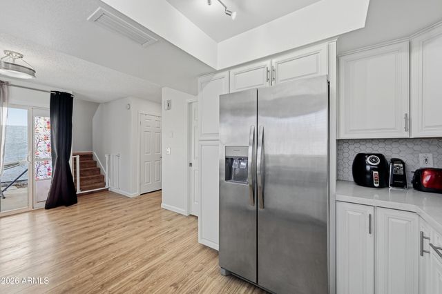 18616 N 5TH Avenue, Phoenix, AZ 85027