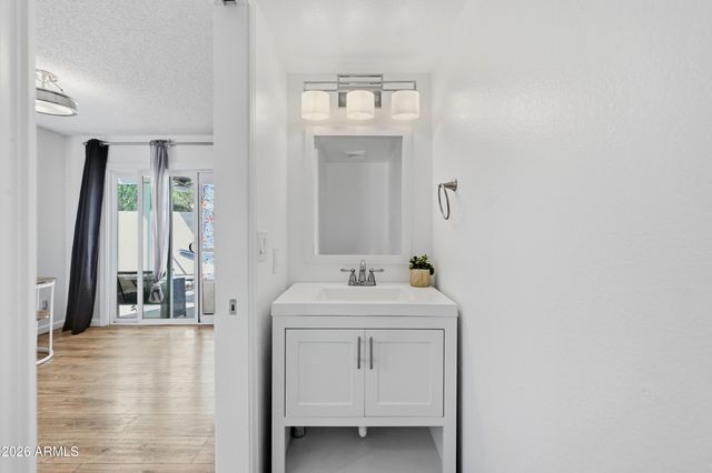 18616 N 5TH Avenue, Phoenix, AZ 85027