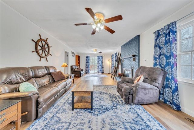 508 Hemlock Shores DR, Goodview, VA 24095