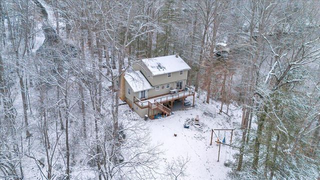 508 Hemlock Shores DR, Goodview, VA 24095