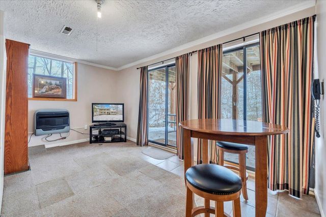 508 Hemlock Shores DR, Goodview, VA 24095