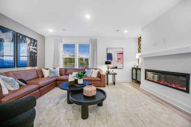 207 Harmony Aly, Nashville, TN 37207