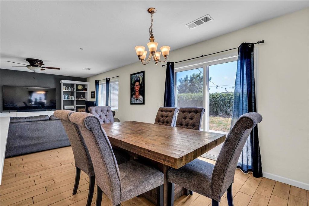 Image 22 of property listing at 2439 Madeline Drive, Hanford, CA 93230