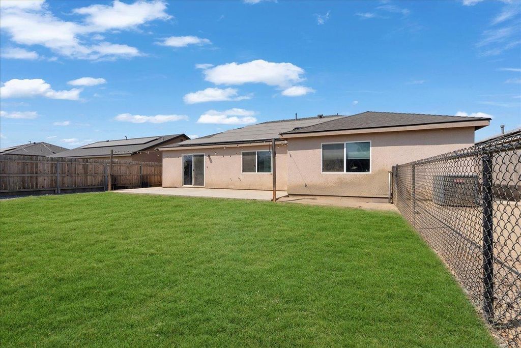 Image 47 of property listing at 2439 Madeline Drive, Hanford, CA 93230