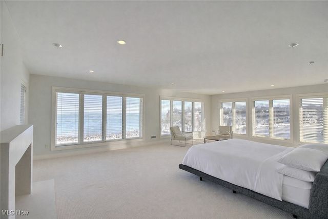 19486 Frazier Drive, Rocky River, OH 44116