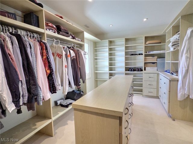 19486 Frazier Drive, Rocky River, OH 44116