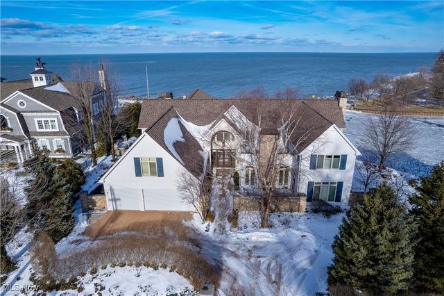 19486 Frazier Drive, Rocky River, OH 44116