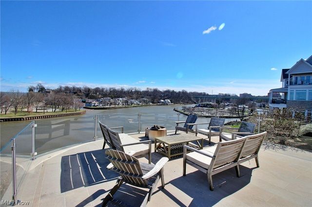 19486 Frazier Drive, Rocky River, OH 44116