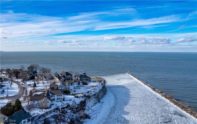 19486 Frazier Drive, Rocky River, OH 44116