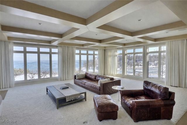 19486 Frazier Drive, Rocky River, OH 44116