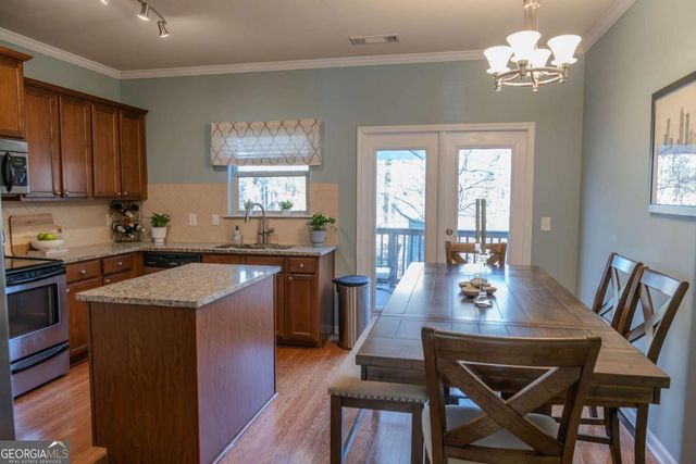 1649 Liberty Parkway NW, Atlanta, GA 30318