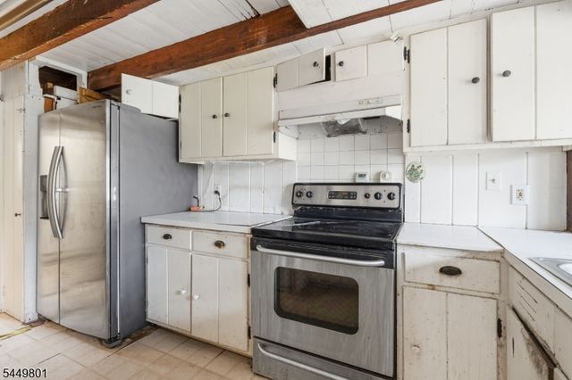 74 Kingwood Stockton Rd, Delaware Twp., NJ 08559