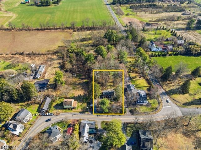 74 Kingwood Stockton Rd, Delaware Twp., NJ 08559