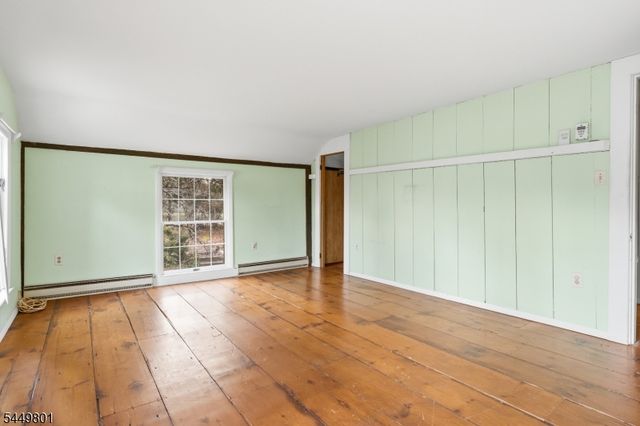 74 Kingwood Stockton Rd, Delaware Twp., NJ 08559