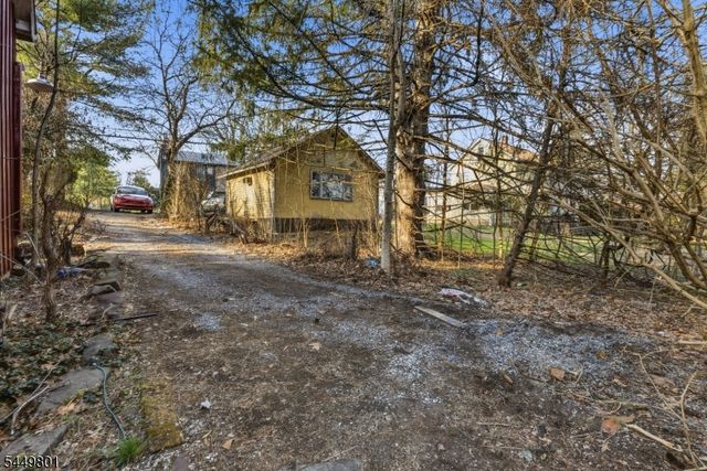 74 Kingwood Stockton Rd, Delaware Twp., NJ 08559