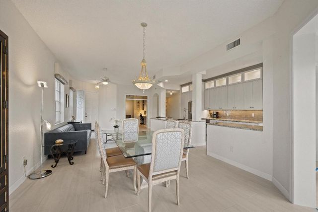 10256 Andover Coach Circle G2, Lake Worth, FL 33449