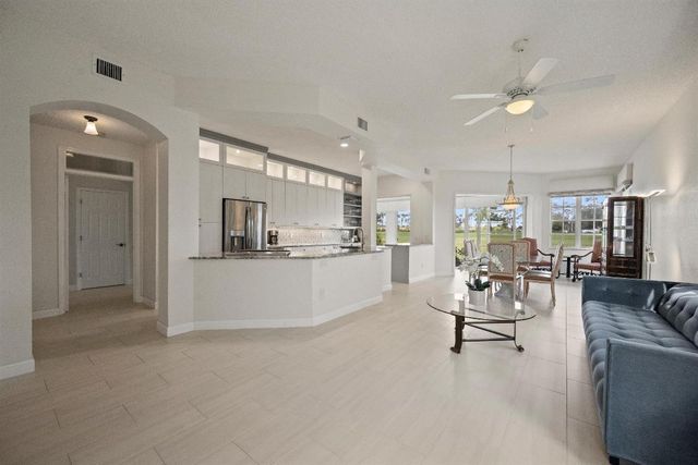 10256 Andover Coach Circle G2, Lake Worth, FL 33449