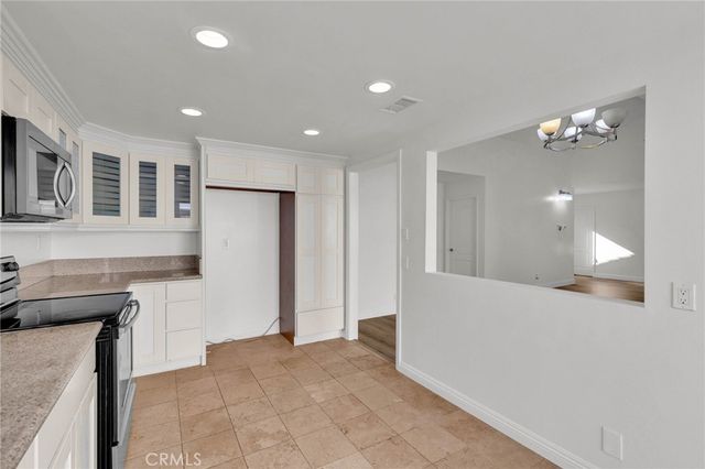 12 Calandria, Irvine, CA 92620