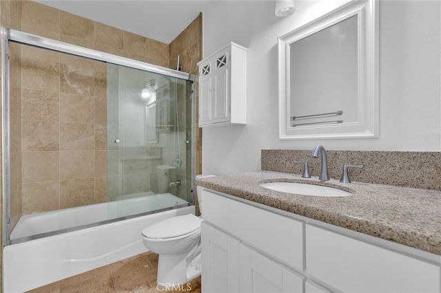 12 Calandria, Irvine, CA 92620