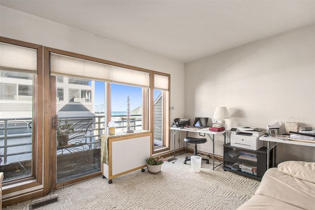 409 Lake Drive 10, New Buffalo, MI 49117