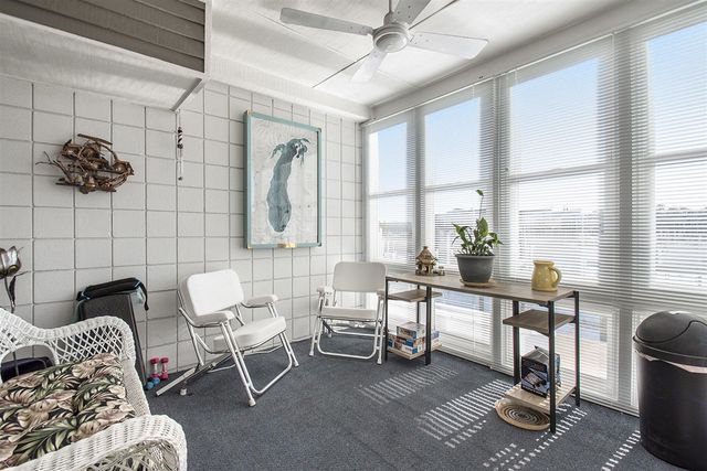 409 Lake Drive 10, New Buffalo, MI 49117