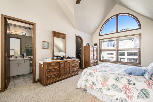 409 Lake Drive 10, New Buffalo, MI 49117