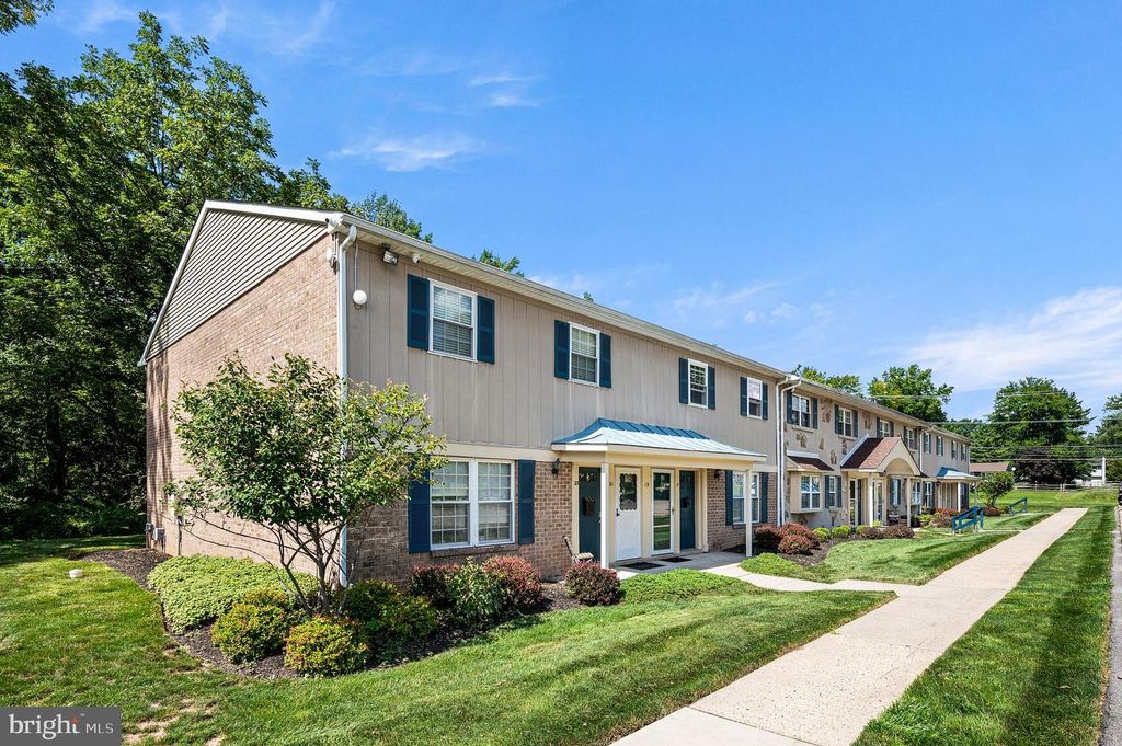 11 WEXFORD DR, NORTH WALES, PA 19454 — photo 4