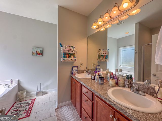 243 Pebbleridge Road, Milledgeville, GA 31061
