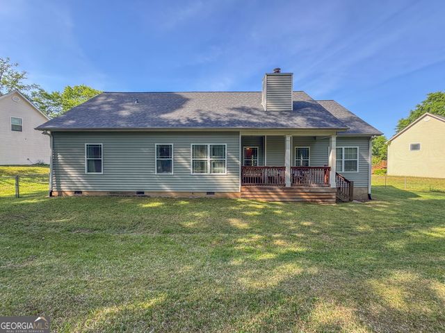 243 Pebbleridge Road, Milledgeville, GA 31061