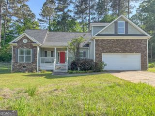 243 Pebbleridge Road, Milledgeville, GA 31061