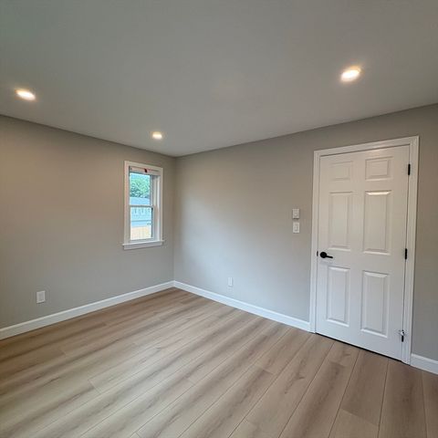 750 Farm Road 128, Marlborough, MA 01752