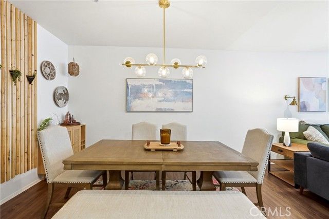 17711 Margate Street 103, Encino (los Angeles), CA 91316