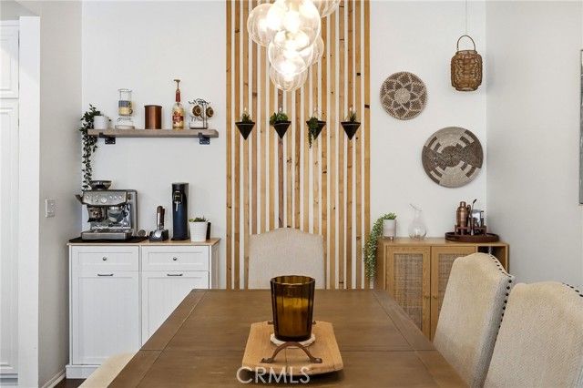 17711 Margate Street 103, Encino (los Angeles), CA 91316