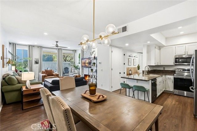 17711 Margate Street 103, Encino (los Angeles), CA 91316