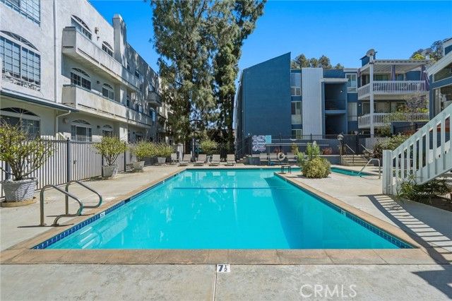 17711 Margate Street 103, Encino (los Angeles), CA 91316