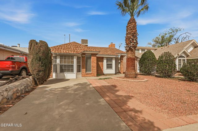 11441 Lake Geneva Drive, El Paso, TX 79936