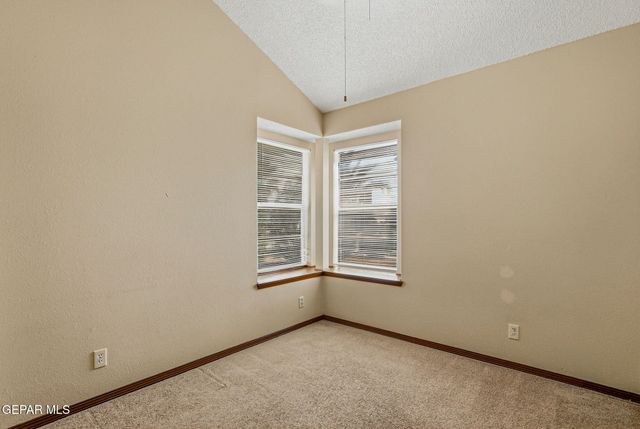 11441 Lake Geneva Drive, El Paso, TX 79936