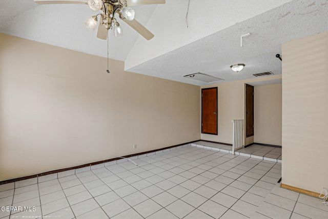 11441 Lake Geneva Drive, El Paso, TX 79936