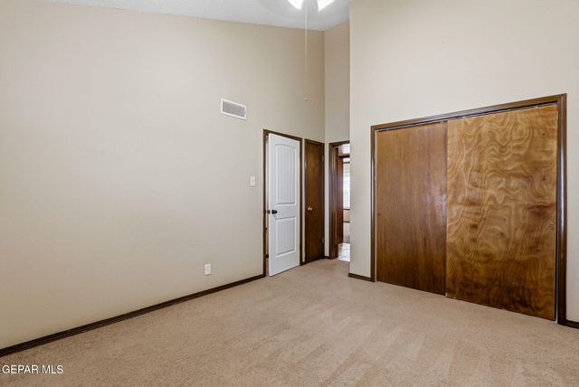 11441 Lake Geneva Drive, El Paso, TX 79936