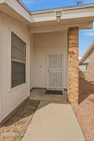 11441 Lake Geneva Drive, El Paso, TX 79936