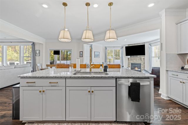 1370 Englewood Drive, Lake Wylie, SC 29710