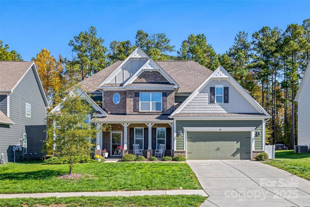 1370 Englewood Drive, Lake Wylie, SC 29710