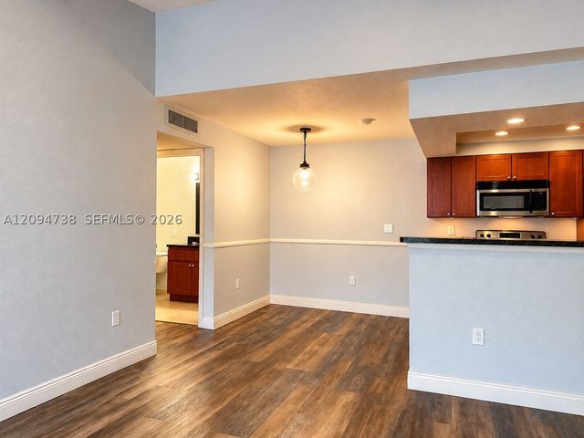 10581 SW 155th Pl 1604, Miami, FL 33196