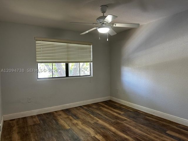 10581 SW 155th Pl 1604, Miami, FL 33196