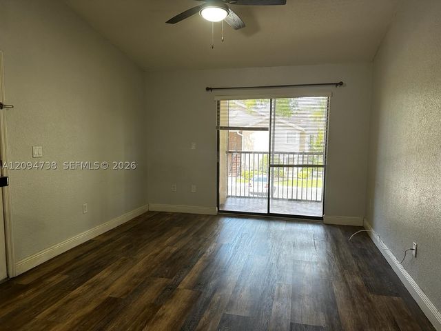 10581 SW 155th Pl 1604, Miami, FL 33196