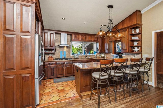 243 ROCK INN POINT, Cropwell, AL 35054
