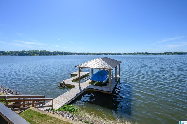 243 ROCK INN POINT, Cropwell, AL 35054